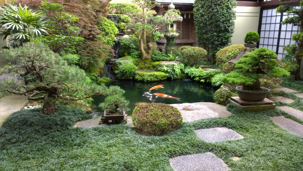 Japanischen Garten anlegen » So schaffen Sie asiatisches Gartenflair